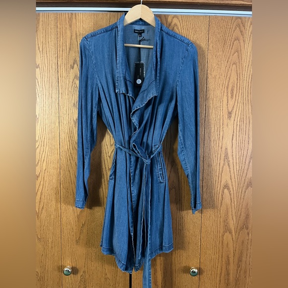 Rebecca Elliot Denim belted wrap dress. Size lg - Picture 1 of 3